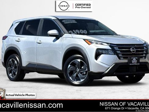 Certified 2025 Nissan Rogue SV AWD/4WD image 1