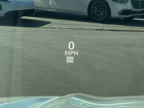 Used 2022 Cadillac Escalade Sport Platinum w/ LPO, ONYX Package image 92