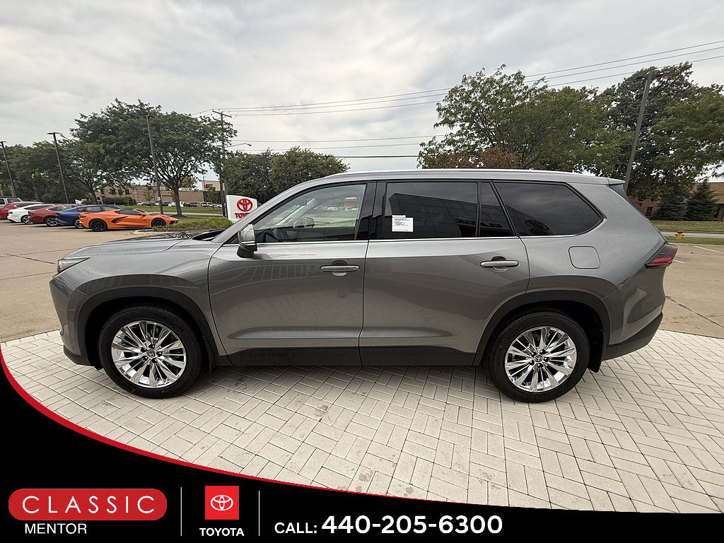 New 2026 Toyota Grand Highlander AWD image 2