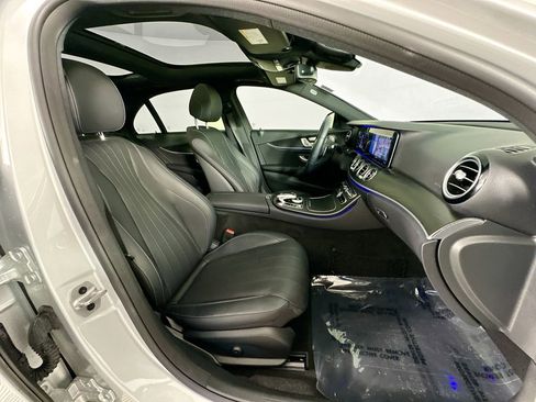 Used 2020 Mercedes-Benz E 350 Sedan image 29
