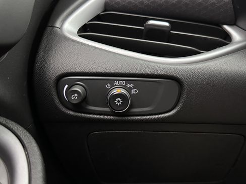Used 2023 Chevrolet Malibu LT FWD image 19