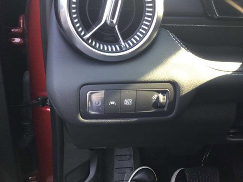 Used 2024 Chevrolet Blazer EV LT image 16