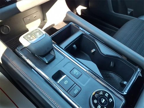 Used 2024 Nissan Pathfinder Rock Creek image 16