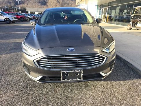 Used 2020 Ford Fusion SEL image 2