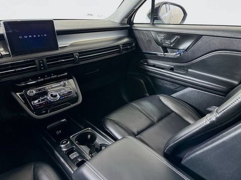 Used 2022 Lincoln Corsair AWD w/ Equipment Group 101A image 25