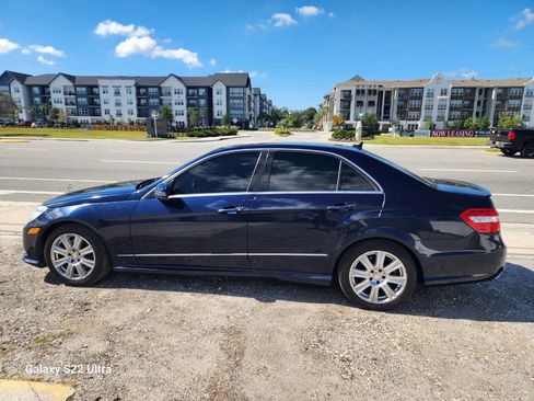 Used 2013 Mercedes-Benz E 350 Sedan image 5