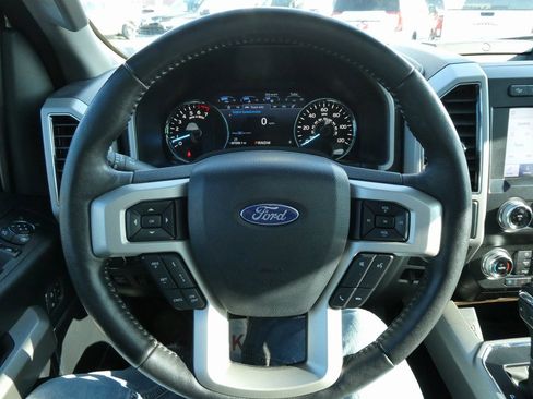 Used 2019 Ford F150 Lariat w/ Equipment Group 502A Luxury image 34