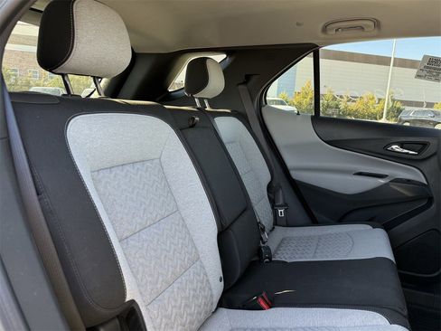Certified 2024 Chevrolet Equinox LT w/ Driver Convenience Package image 25