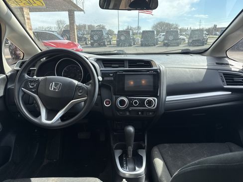 Used 2016 Honda Fit EX image 3