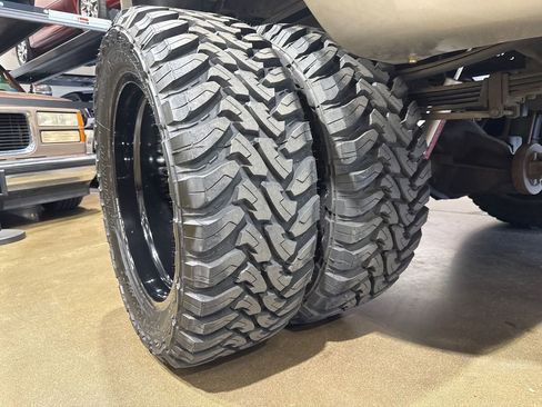 Used 2002 Chevrolet Silverado 3500 LT w/ Off-Road Skid Plate Pkg image 45