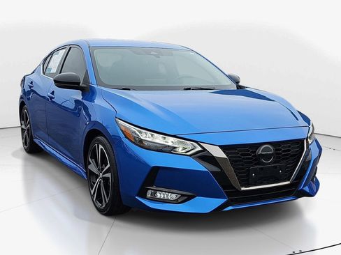 Used 2023 Nissan Sentra SR w/ Electronics Package FWD image 2