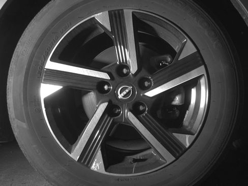 Used 2025 Nissan Sentra SV image 12