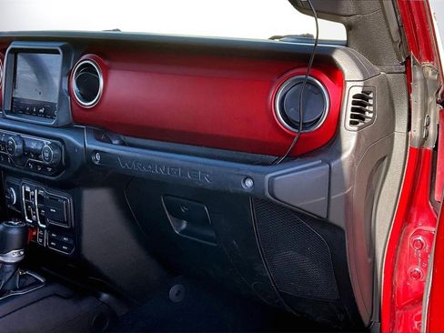 Certified 2021 Jeep Wrangler Unlimited Rubicon image 20