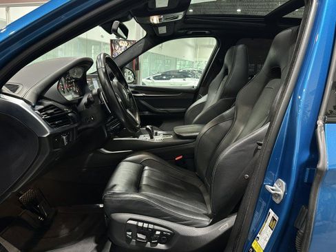 Used 2018 BMW X5 M AWD/4WD image 48