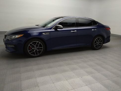 Used 2020 Kia Optima SX image 2
