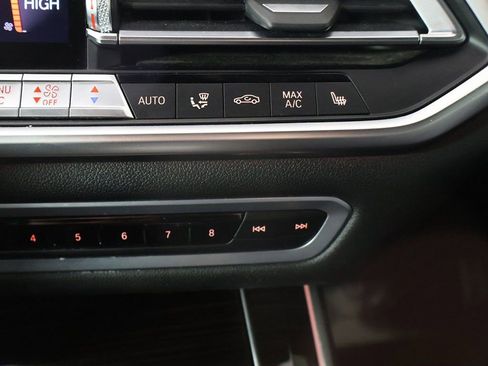 Used 2020 BMW X5 xDrive40i w/ Premium Package image 48