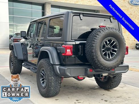 Used 2024 Jeep Wrangler Unlimited Rubicon w/ XTREMEE 35" Tire Package image 11