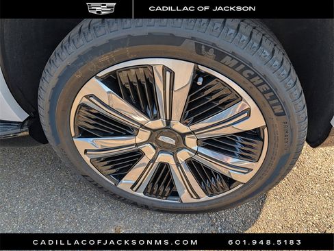 New 2025 Cadillac Escalade IQ Luxury 1 w/ Smart Trailering package image 37