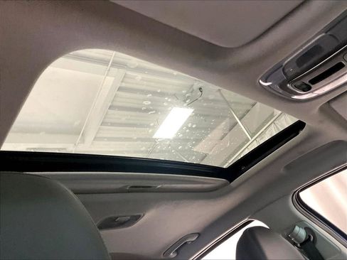 Certified 2023 Hyundai Elantra Limited FWD image 22