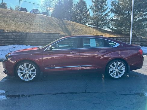 Used 2017 Chevrolet Impala Premier w/ Enhanced Convenience Package image 3
