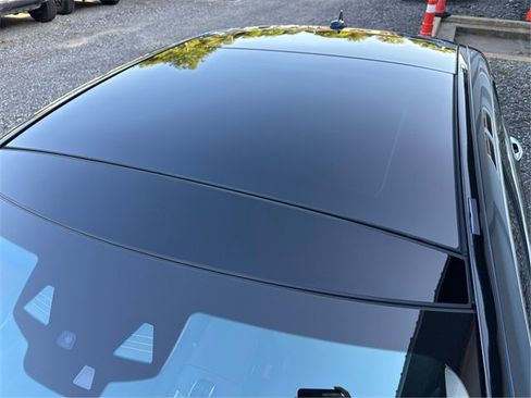 Used 2019 Mercedes-Benz S 560 4MATIC Sedan w/ AMG Line Exterior image 13