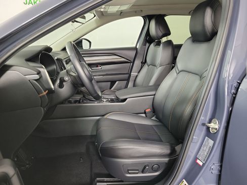 Certified 2025 MAZDA CX-50 2.5 Hybrid w/ Premium Plus Pkg image 11