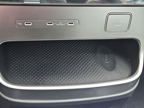 New 2026 Hyundai Ioniq 9 SE AWD/4WD image 30