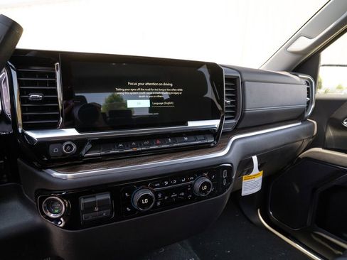 New 2025 Chevrolet Silverado 1500 LT image 21