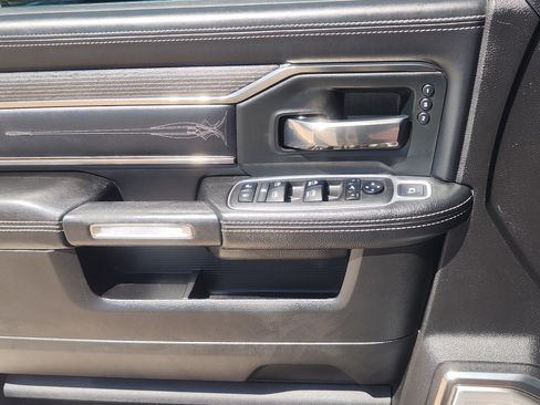 Used 2019 RAM 2500 Limited AWD/4WD image 24