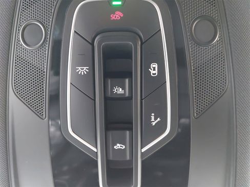 Used 2023 Audi SQ5 Prestige w/ Prestige Package image 38