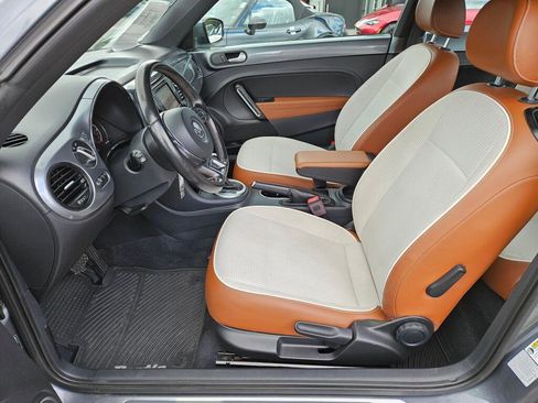 Used 2017 Volkswagen Beetle 1.8T S FWD image 13