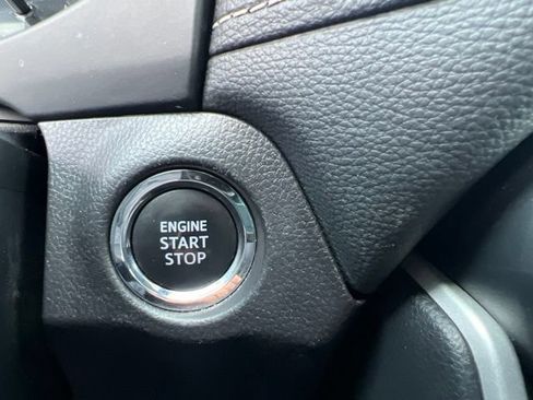 Used 2025 Toyota RAV4 XLE FWD image 24