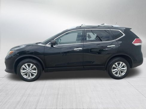 Used 2015 Nissan Rogue SV w/ SV Premium Package image 4