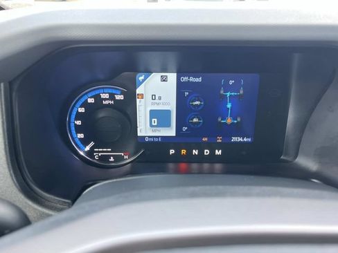 Used 2024 Ford Bronco Big Bend w/ Sasquatch Package AWD/4WD image 39