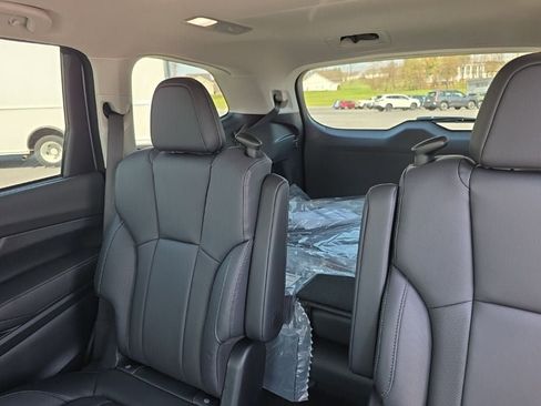 New 2026 Subaru Ascent Limited image 13