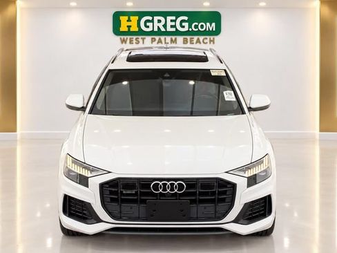 Used 2019 Audi Q8 Prestige w/ Adaptive Chassis Package AWD/4WD image 7