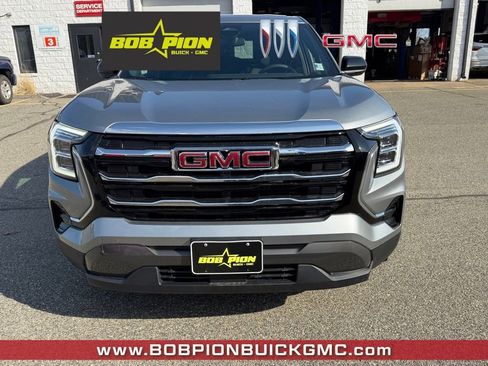 New 2026 GMC Terrain Elevation w/ LPO, Floor Liner Package image 18