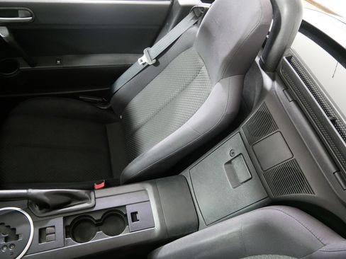 Used 2008 MAZDA MX-5 Miata Touring RWD image 12