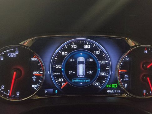 Used 2019 GMC Acadia Denali w/ Technology Package FWD image 23