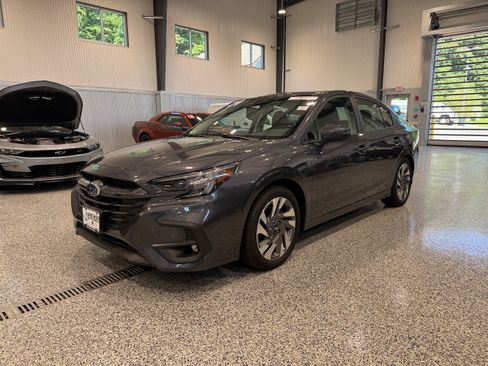 Used 2024 Subaru Legacy Limited AWD/4WD image 1