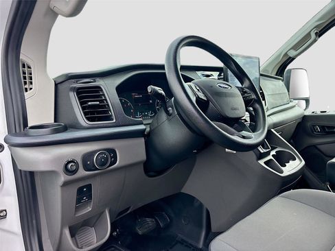 Used 2024 Ford Transit 350 XLT image 9