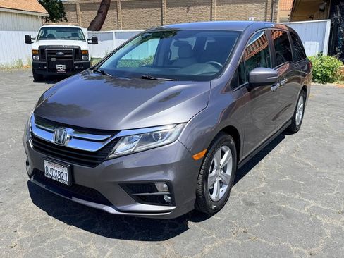 Used 2019 Honda Odyssey EX image 3