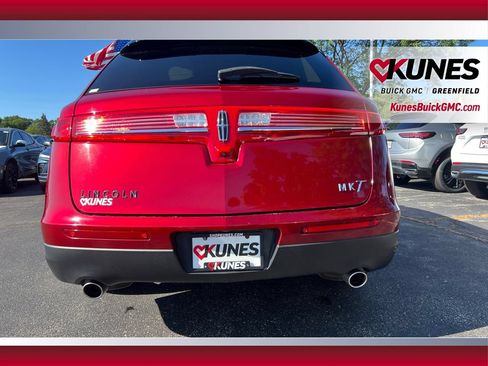Used 2014 Lincoln MKT FWD image 41