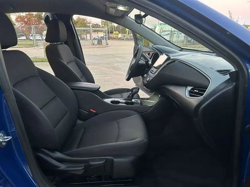 Used 2023 Chevrolet Malibu LT image 15