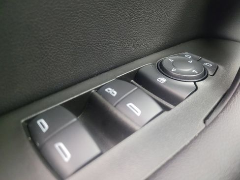 Used 2024 Chevrolet Blazer LT w/ Convenience Package FWD image 27
