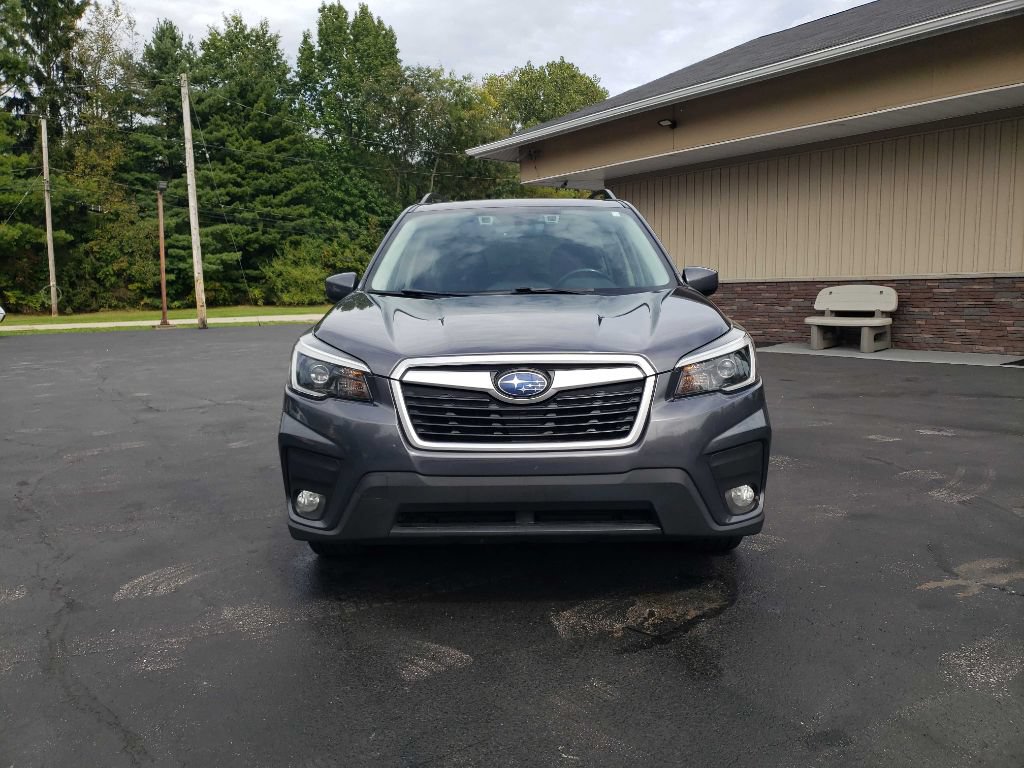 Used 2021 Subaru Forester Premium AWD/4WD image 2