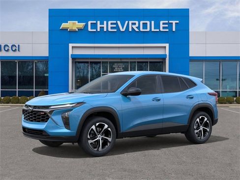 New 2026 Chevrolet Trax RS image 2