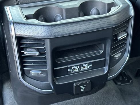 Used 2024 RAM 1500 Laramie image 15