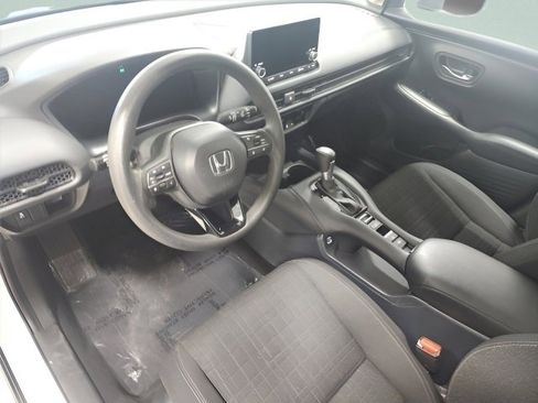 Used 2023 Honda HR-V LX image 23