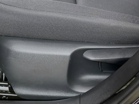 Used 2023 Toyota Corolla LE image 16